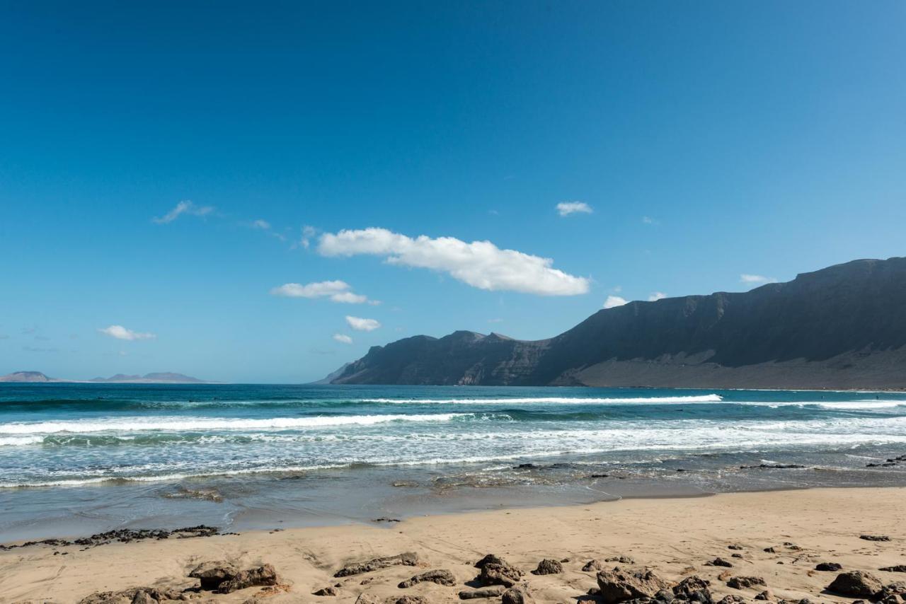 Modern Beach House In Famara Dış mekan fotoğraf
